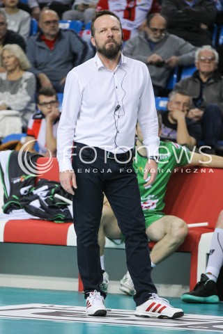  03.12.2016 RZESZOW<br />SIATKOWKA PLUSLIGA 2016/2017 MEN VOLLEYBALL POLAND POLISH PLUS LIGA LEAGUE SEASON 2016/2017<br />MECZ ASSECO RESOVIA RZESZOW - BBTS BIELSKO - BIALA <br />N/Z PAWEL WRZESZCZ - I TRENER ( HEAD COACH ) SYLWETKA <br /> 