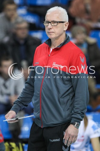  04.12.2016 RZESZOW<br />SIATKOWKA ORLEN LIGA 2016/2017 WOMEN VOLLEYBALL POLAND POLISH ORLENLIGA LEAGUE SEASON 2016/2017<br />MECZ DEVELOPRES SKYRES RZESZOW - KSZO OSTROWIEC<br />N/Z JACEK SKROK - I TRENER ( HEAD COACH ) SYLWETKA <br /> 
