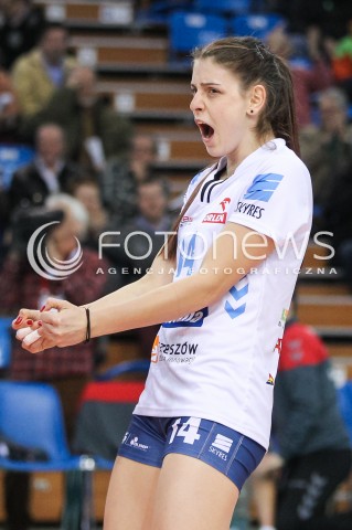  04.12.2016 RZESZOW<br />SIATKOWKA ORLEN LIGA 2016/2017 WOMEN VOLLEYBALL POLAND POLISH ORLENLIGA LEAGUE SEASON 2016/2017<br />MECZ DEVELOPRES SKYRES RZESZOW - KSZO OSTROWIEC<br />N/Z MIROSLAVA PASKOVA RADOSC EMOCJE SYLWETKA <br /> 