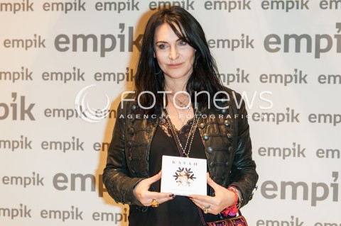  04.12.2016 WARSZAWA<br />
PROMOCJA NOWEJ PLYTY KAYAH GDY PADA SNIEG<br />
N/Z KATARZYNA MAGDA SZCZOT KAYAH<br />
 