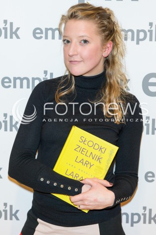  09.12.2016 WARSZAWA<br />
PROMOCJA KSIAZKI LARY GESSLER PT. SLODKI ZIELNIK LARY<br />
N/Z LARA GESSLER<br />
 