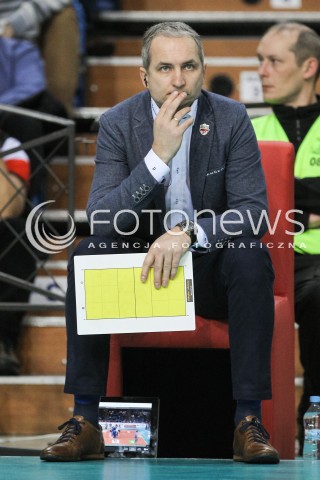  14.12.2016 RZESZOW<br />SIATKOWKA PLUSLIGA 2016/2017 MEN VOLLEYBALL POLAND POLISH PLUS LIGA LEAGUE SEASON 2016/2017<br />MECZ ASSECO RESOVIA RZESZOW - MKS BEDZIN <br />N/Z ANDRZEJ KOWAL - I TRENER ( HEAD COACH ) SYLWETKA <br /> 