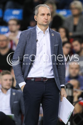  14.12.2016 RZESZOW<br />SIATKOWKA PLUSLIGA 2016/2017 MEN VOLLEYBALL POLAND POLISH PLUS LIGA LEAGUE SEASON 2016/2017<br />MECZ ASSECO RESOVIA RZESZOW - MKS BEDZIN <br />N/Z ANDRZEJ KOWAL - I TRENER ( HEAD COACH ) SYLWETKA <br /> 