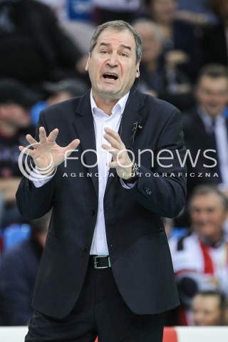  14.12.2016 RZESZOW<br />SIATKOWKA PLUSLIGA 2016/2017 MEN VOLLEYBALL POLAND POLISH PLUS LIGA LEAGUE SEASON 2016/2017<br />MECZ ASSECO RESOVIA RZESZOW - MKS BEDZIN <br />N/Z STELIO DEROCCO - I TRENER ( HEAD COACH ) SYLWETKA <br /> 