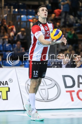  14.12.2016 RZESZOW<br />SIATKOWKA PLUSLIGA 2016/2017 MEN VOLLEYBALL POLAND POLISH PLUS LIGA LEAGUE SEASON 2016/2017<br />MECZ ASSECO RESOVIA RZESZOW - MKS BEDZIN <br />N/Z GAVIN SCHMITT SYLWETKA <br /> 