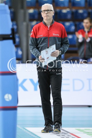  18.12.2016 RZESZOW<br />SIATKOWKA ORLEN LIGA 2016/2017 WOMEN VOLLEYBALL POLAND POLISH ORLENLIGA LEAGUE SEASON 2016/2017<br />MECZ DEVELOPRES SKYRES RZESZOW - GIACOMINI BUDOWLANI TORUN <br />N/Z JACEK SKROK - I TRENER ( HEAD COACH ) SYLWETKA <br /> 