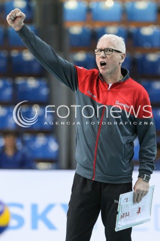  18.12.2016 RZESZOW<br />SIATKOWKA ORLEN LIGA 2016/2017 WOMEN VOLLEYBALL POLAND POLISH ORLENLIGA LEAGUE SEASON 2016/2017<br />MECZ DEVELOPRES SKYRES RZESZOW - GIACOMINI BUDOWLANI TORUN <br />N/Z JACEK SKROK - I TRENER ( HEAD COACH ) SYLWETKA RADOSC EMOCJE <br /> 