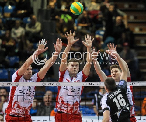  22.12.2016 RZESZOW POLAND<br />SIATKOWKA LIGA MISTRZOW <br />MEN CEV VOLLEYBALL CHAMPIONS LEAGUE 2016/2017<br />MATCH ASSECO RESOVIA RZESZOW - BERLIN RECYCLING VOLLEYS <br />N/Z GAVIN SCHMITT PIOTR NOWAKOWSKI JOHN GORDON PERRIN BLOK<br /> 