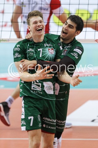  04.01.2017 RZESZOW<br />SIATKOWKA PUCHAR POLSKI MEZCZYZN 2017<br />MECZ 1/8 PUCHARU POLSKI <br />MEN VOLLEYBALL POLAND POLISH CUP SEASON 2016/2017 <br />MECZ ASSECO RESOVIA RZESZOW - INDYKPOL AZS OLSZTYN<br />N/Z JAKUB KOCHANOWSKI EZEQUIEL PALACIOS RADOSC EMOCJE <br /> 