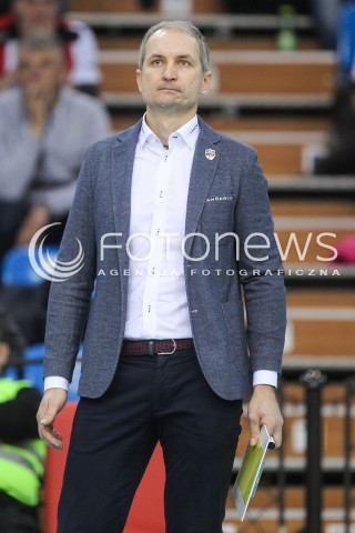  07.01.2017 RZESZOW<br />SIATKOWKA PLUSLIGA 2016/2017 MEN VOLLEYBALL POLAND POLISH PLUS LIGA LEAGUE SEASON 2016/2017<br />MECZ ASSECO RESOVIA RZESZOW - ESPADON SZCZECIN <br />N/Z ANDRZEJ KOWAL - I TRENER ( HEAD COACH ) SYLWETKA <br /> 