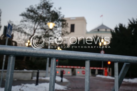  11.01.2017 WARSZAWA SEJM<br />POSIEDZENIE SEJMU RP<br />N/Z BARIERKI ZABEZPIECZAJACE  ODDZIELAJACE<br /> 