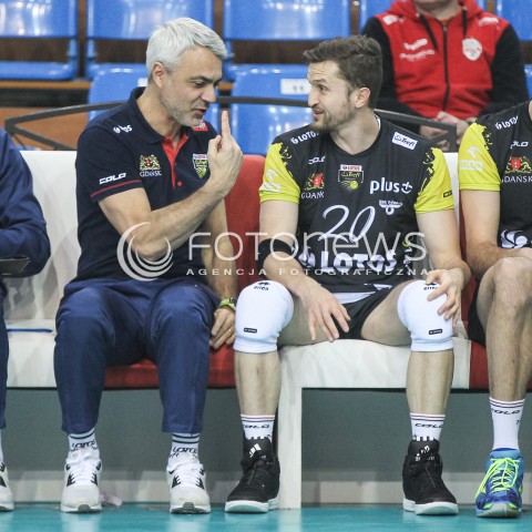  11.01.2017 RZESZOW <br />SIATKOWKA PUCHAR POLSKI MEZCZYZN 2017 <br />MECZ 1/4 PUCHARU POLSKI <br />MEN VOLLEYBALL POLAND POLISH CUP SEASON 2016/2017 <br />MECZ ASSECO RESOVIA RZESZOW - LOTOS TREFL GDANSK <br />N/Z ANDREA ANASTASI - I TRENER ( HEAD COACH ) MICHAL MASNY <br /> 