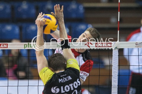  11.01.2017 RZESZOW <br />SIATKOWKA PUCHAR POLSKI MEZCZYZN 2017 <br />MECZ 1/4 PUCHARU POLSKI <br />MEN VOLLEYBALL POLAND POLISH CUP SEASON 2016/2017 <br />MECZ ASSECO RESOVIA RZESZOW - LOTOS TREFL GDANSK <br />N/Z JOHN GORDON PERRIN <br /> 