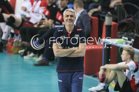  11.01.2017 RZESZOW <br />SIATKOWKA PUCHAR POLSKI MEZCZYZN 2017 <br />MECZ 1/4 PUCHARU POLSKI <br />MEN VOLLEYBALL POLAND POLISH CUP SEASON 2016/2017 <br />MECZ ASSECO RESOVIA RZESZOW - LOTOS TREFL GDANSK <br />N/Z ANDREA ANASTASI - I TRENER ( HEAD COACH ) SYLWETKA RADOSC EMOCJE <br /> 