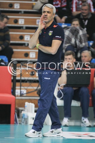  11.01.2017 RZESZOW <br />SIATKOWKA PUCHAR POLSKI MEZCZYZN 2017 <br />MECZ 1/4 PUCHARU POLSKI <br />MEN VOLLEYBALL POLAND POLISH CUP SEASON 2016/2017 <br />MECZ ASSECO RESOVIA RZESZOW - LOTOS TREFL GDANSK <br />N/Z ANDREA ANASTASI - I TRENER ( HEAD COACH ) SYLWETKA <br /> 