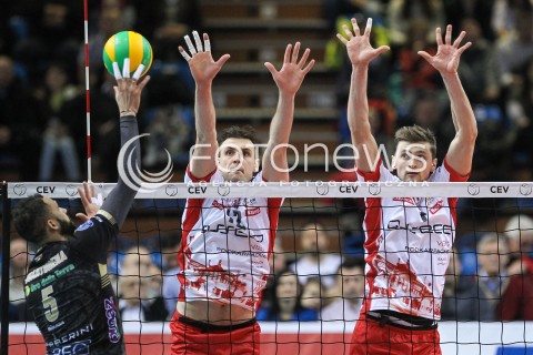  19.01.2017 RZESZOW POLAND<br />SIATKOWKA LIGA MISTRZOW <br />MEN CEV VOLLEYBALL CHAMPIONS LEAGUE 2016/2017<br />MATCH ASSECO RESOVIA RZESZOW - CUCINE LUBE CIVITANOVA <br />N/Z GAVIN SCHMITT PIOTR NOWAKOWSKI BLOK OSMANY PORTUONDO JUANTORENA <br /> 