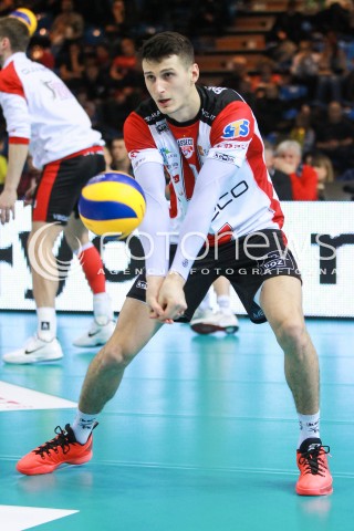  05.02.2017 RZESZOW<br />SIATKOWKA PLUSLIGA 2016/2017 MEN VOLLEYBALL POLAND POLISH PLUS LIGA LEAGUE SEASON 2016/2017<br />MECZ ASSECO RESOVIA RZESZOW - CUPRUM LUBIN <br />N/Z THIBAULT ROSSARD SYLWETKA <br /> 