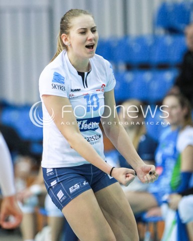  19.02.2017 RZESZOW<br />SIATKOWKA ORLEN LIGA 2016/2017 WOMEN VOLLEYBALL POLAND POLISH ORLENLIGA LEAGUE SEASON 2016/2017<br />MECZ DEVELOPRES SKYRES RZESZOW - ATOM TREFL SOPOT <br />N/Z ADELA HELIC RADOSC EMOCJE SYLWETKA <br /> 
