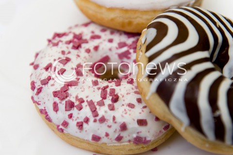  22.02.2016 WARSZAWA<br />ZDJECIE ILUSTRACYJNE<br />N/Z PACZEK PACZKI TLUSTY CZWARTEK<br /> 