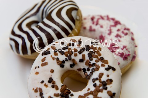  22.02.2016 WARSZAWA<br />ZDJECIE ILUSTRACYJNE<br />N/Z PACZEK PACZKI TLUSTY CZWARTEK<br /> 