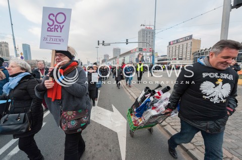  08.03.2017 WARSZAWA<br />MIEDZYNARODOWY STRAJK KOBIET<br />N/Z UCZESTNICY STRAJKU<br /> 