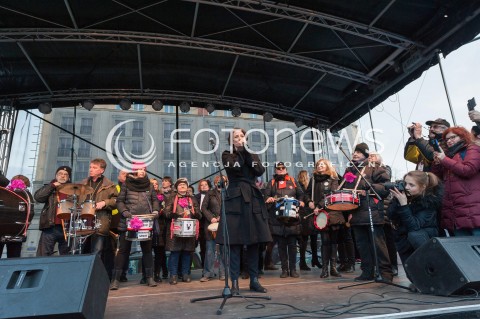  08.03.2017 WARSZAWA<br />MIEDZYNARODOWY STRAJK KOBIET<br />N/Z MAJA OSTASZEWSKA<br /> 