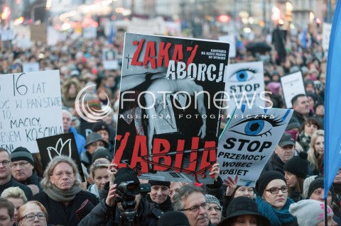 Międzynarodowy strajk kobiet w Warszawie