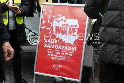  09.03.2017 WARSZAWA<br />ROCZNICA LICZNIKA KODU<br />N/Z WIELKI MARSZ WOLNE SADY SAMORZADY<br /> 