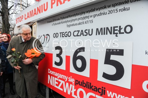 Rocznica licznika KOD-u w Warszawie