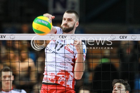  15.03.2017 RZESZOW POLAND<br />SIATKOWKA LIGA MISTRZOW <br />MEN CEV VOLLEYBALL CHAMPIONS LEAGUE 2016/2017<br />MECZ ASSECO RESOVIA - AZIMUT MODENA <br />N/Z MARCIN MOZDZONEK SYLWETKA ATAK <br /> 