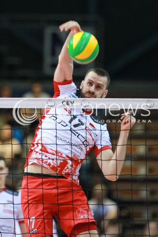  15.03.2017 RZESZOW POLAND<br />SIATKOWKA LIGA MISTRZOW <br />MEN CEV VOLLEYBALL CHAMPIONS LEAGUE 2016/2017<br />MECZ ASSECO RESOVIA - AZIMUT MODENA <br />N/Z MARCIN MOZDZONEK SYLWETKA ATAK <br /> 