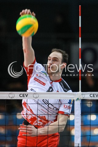  15.03.2017 RZESZOW POLAND<br />SIATKOWKA LIGA MISTRZOW <br />MEN CEV VOLLEYBALL CHAMPIONS LEAGUE 2016/2017<br />MECZ ASSECO RESOVIA - AZIMUT MODENA <br />N/Z MARKO IVOVIC SYLWETKA ATAK <br /> 