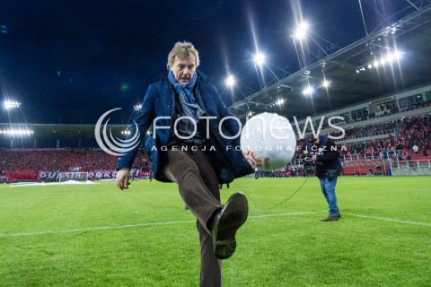  18.03.2017 LODZ POLSKA TRZECIA LIGA SEZON 2016/2017<br />WIDZEW LODZ - MOTOR LUBAWA<br />OTWARCIE STADIONU WIDZEWA LODZ <br />N/Z ZBIGNIEW BONIEK<br /> 