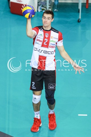  18.03.2017 RZESZOW <br />SIATKOWKA PLUSLIGA 2016/2017 MEN VOLLEYBALL POLAND POLISH PLUS LIGA LEAGUE SEASON 2016/2017 <br />MECZ ASSECO RESOVIA RZESZOW - EFFECTOR KIELCE<br />N/Z THOMAS JAESCHKE SYLWETKA <br /> 