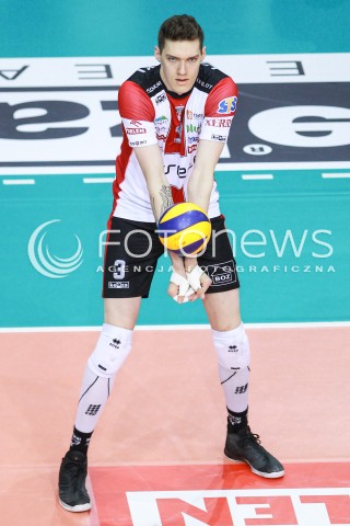  18.03.2017 RZESZOW <br />SIATKOWKA PLUSLIGA 2016/2017 MEN VOLLEYBALL POLAND POLISH PLUS LIGA LEAGUE SEASON 2016/2017 <br />MECZ ASSECO RESOVIA RZESZOW - EFFECTOR KIELCE<br />N/Z BARTLOMIEJ LEMANSKI SYLWETKA <br /> 