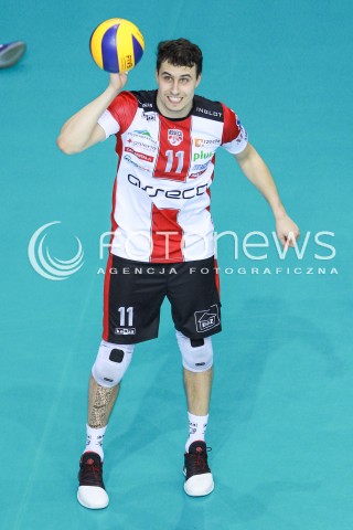 18.03.2017 RZESZOW <br />SIATKOWKA PLUSLIGA 2016/2017 MEN VOLLEYBALL POLAND POLISH PLUS LIGA LEAGUE SEASON 2016/2017 <br />MECZ ASSECO RESOVIA RZESZOW - EFFECTOR KIELCE<br />N/Z FABIAN DRZYZGA SYLWETKA <br /> 