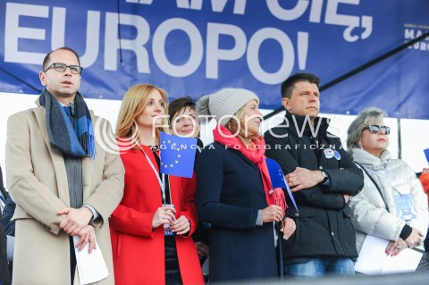  25.03.2017 WARSZAWA<br />MARSZ DLA EUROPY KOCHAM CIE EUROPO<br />N/Z MICHAL SZCZERBA RYSZARD PETRU<br /> 