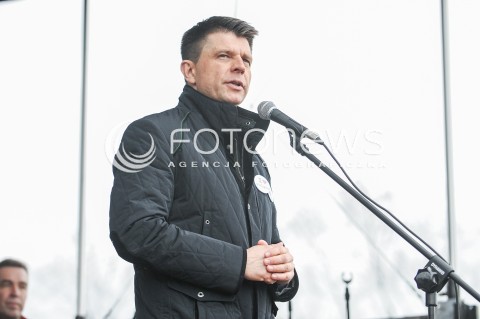  25.03.2017 WARSZAWA<br />MARSZ DLA EUROPY KOCHAM CIE EUROPO<br />N/Z RYSZARD PETRU<br /> 