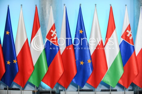  28.03.2017 WARSZAWA<br />SPOTKANIE SZEFOW RZADOW GRUPY WYSZEHRADZKIEJ<br />N/Z FLAGI PANSTW GRUPY WYSZEHRADZKIEJ<br /> 