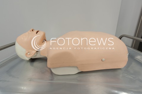  29.03.2017 WARSZAWA<br />PREZENTACJA POLSKIEGO AKCELERATORA DO RADIOTERAPII SRODOPERACYJNEJ INTRALINE<br />N/Z FANTOM<br /> 