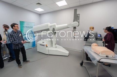  29.03.2017 WARSZAWA<br />PREZENTACJA POLSKIEGO AKCELERATORA DO RADIOTERAPII SRODOPERACYJNEJ INTRALINE<br />N/Z AKCELERATOR <br /> 