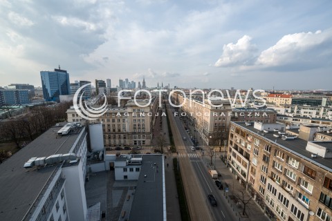  31.03.2017 WARSZAWA<br />PANORAMA MIASTA<br />N/Z KOSCIOL NAJSWIETSZEGO ZBAWICIELA STADION NARODOWY PALAC KULTURY I NAUKI HOTEL MARRIOTT ZEBRA TOWER RIVIERA REMONT INTERNATIONAL BUSINESS CENTER OXFORD TOWER ZLOTA 44 RONDO 1 MARSZALKOWSKA<br /> 