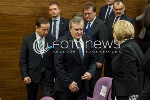  31.03.2017 RZESZOW<br />PODPISANIE UMOWY NA WSPOLPROWADZENIE FILHARMONII PODKARPACKIEJ IM. A. MALAWSKIEGO PRZEZ MINISTERSTWO KULTURY I DZIEDZICTWA NARODOWEGO<br />N/Z PIOTR GLINSKI - MINISTER KULTURY WICEPREMIER<br /> 