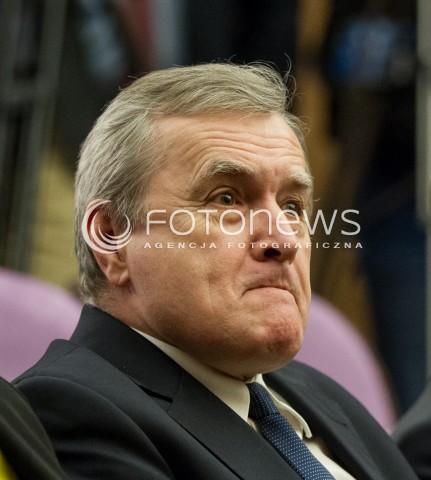  31.03.2017 RZESZOW<br />PODPISANIE UMOWY NA WSPOLPROWADZENIE FILHARMONII PODKARPACKIEJ IM. A. MALAWSKIEGO PRZEZ MINISTERSTWO KULTURY I DZIEDZICTWA NARODOWEGO<br />N/Z PIOTR GLINSKI - MINISTER KULTURY WICEPREMIER<br /> 