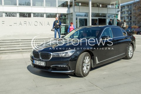 31.03.2017 RZESZOW<br />PODPISANIE UMOWY NA WSPOLPROWADZENIE FILHARMONII PODKARPACKIEJ IM. A. MALAWSKIEGO PRZEZ MINISTERSTWO KULTURY I DZIEDZICTWA NARODOWEGO<br />N/Z PIOTR GLINSKI - MINISTER KULTURY WICEPREMIER<br /> 