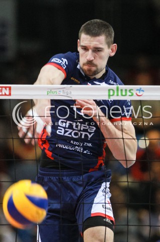  01.04.2017 RZESZOW<br />SIATKOWKA PLUSLIGA 2016/2017 MEN VOLLEYBALL POLAND POLISH PLUS LIGA LEAGUE SEASON 2016/2017<br />MECZ ASSECO RESOVIA RZESZOW - ZAKSA KEDZIERZYN KOZLE <br />N/Z DAWID KONARSKI ATAK SYLWETKA <br /> 