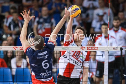  01.04.2017 RZESZOW<br />SIATKOWKA PLUSLIGA 2016/2017 MEN VOLLEYBALL POLAND POLISH PLUS LIGA LEAGUE SEASON 2016/2017<br />MECZ ASSECO RESOVIA RZESZOW - ZAKSA KEDZIERZYN KOZLE <br />N/Z JOCHEN SCHOPS ( SCHOEPS ) <br /> 