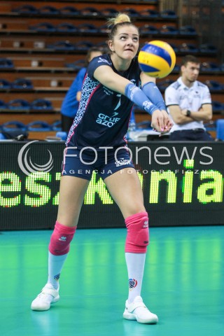  03.04.2017 RZESZOW<br />SIATKOWKA ORLEN LIGA 2016/2017 WOMEN VOLLEYBALL POLAND POLISH ORLENLIGA LEAGUE SEASON 2016/2017<br />POLFINAL - SEMIFINAL - 1. MECZ<br />MECZ DEVELOPRES SKYRES RZESZOW - CHEMIK POLICE <br />N/Z MALWINA SMARZEK SYLWETKA <br /> 