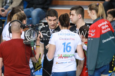  03.04.2017 RZESZOW<br />SIATKOWKA ORLEN LIGA 2016/2017 WOMEN VOLLEYBALL POLAND POLISH ORLENLIGA LEAGUE SEASON 2016/2017<br />POLFINAL - SEMIFINAL - 1. MECZ<br />MECZ DEVELOPRES SKYRES RZESZOW - CHEMIK POLICE <br />N/Z LORENZO MICELLI - I TRENER ( HEAD COACH ) <br /> 