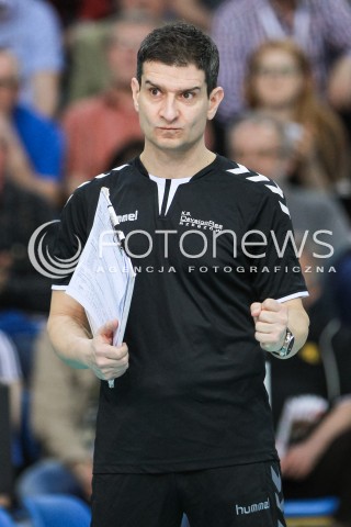  03.04.2017 RZESZOW<br />SIATKOWKA ORLEN LIGA 2016/2017 WOMEN VOLLEYBALL POLAND POLISH ORLENLIGA LEAGUE SEASON 2016/2017<br />POLFINAL - SEMIFINAL - 1. MECZ<br />MECZ DEVELOPRES SKYRES RZESZOW - CHEMIK POLICE <br />N/Z LORENZO MICELLI - I TRENER ( HEAD COACH ) SYLWETKA <br /> 